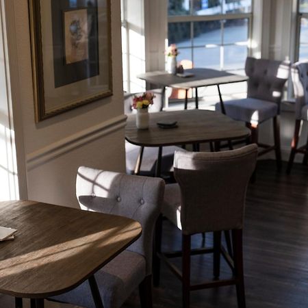 Hounds Tooth Inn Oakhurst Exteriér fotografie